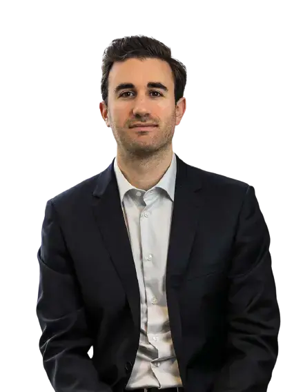 Joshua Schachnow, founding Canadian immigration lawyer at Schachnow Law